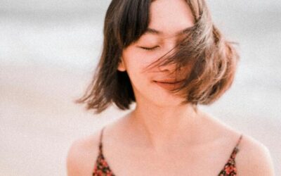 Tu pelo fino sufre más de lo que crees: Así lo afectan el clima y la contaminación